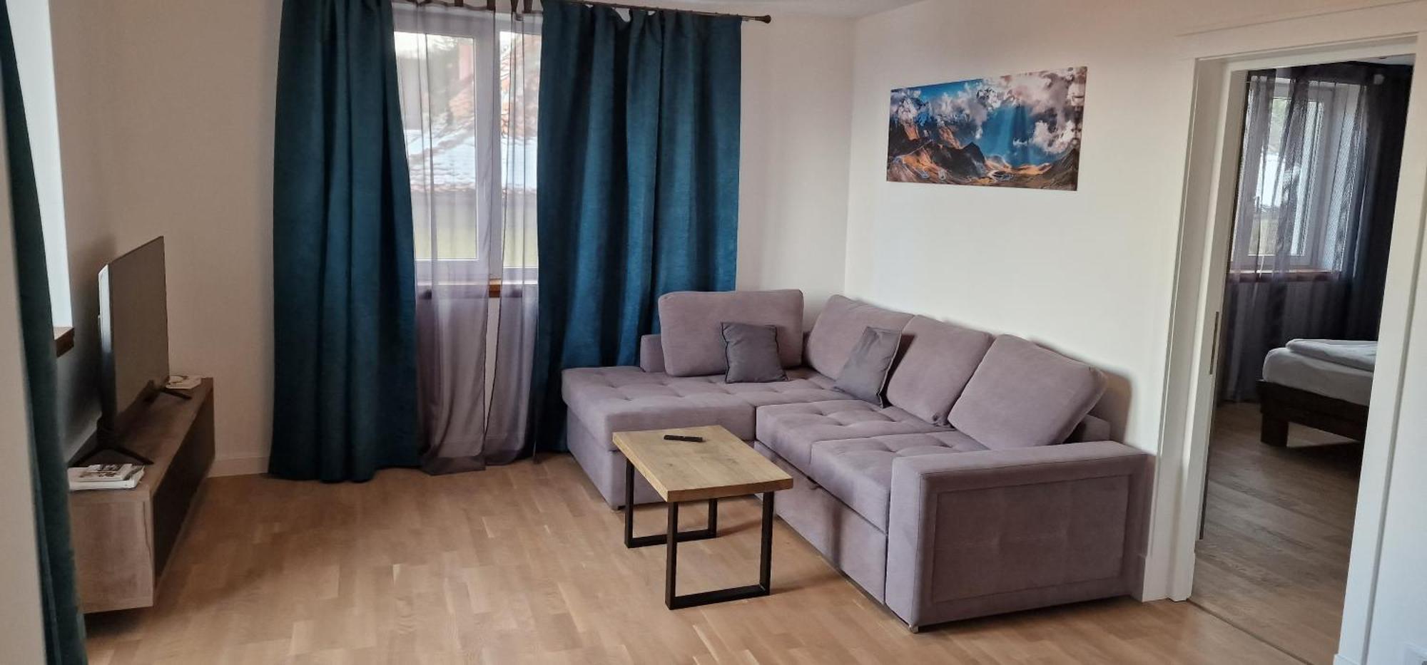 Central Apartment With City View ブラショフ エクステリア 写真